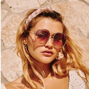 Quay Australia - Undercover Sunglasses